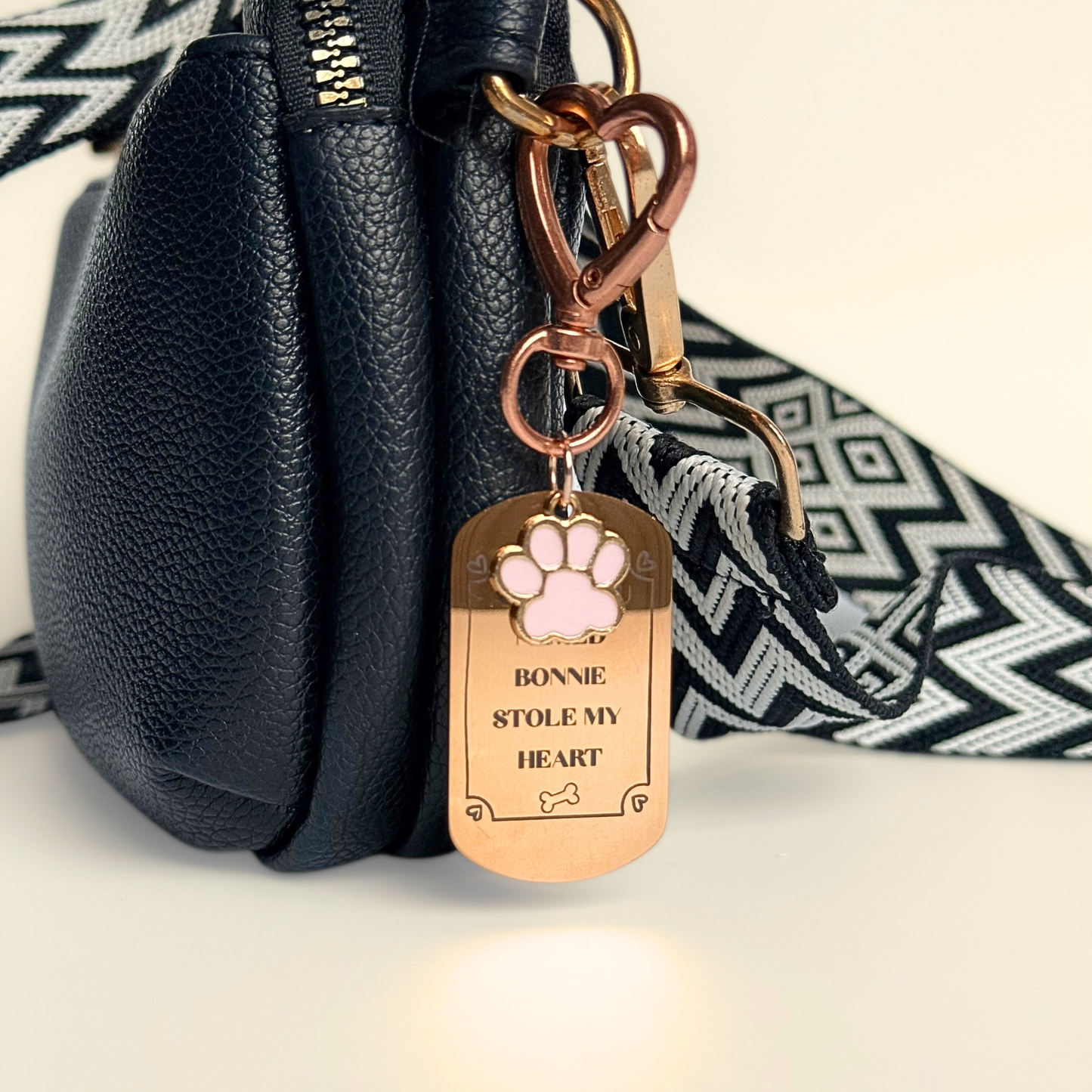 Custom Dog Breed ‘Miniature Schnauzer’ Personalised Owner Engraved Keyring (Copy)