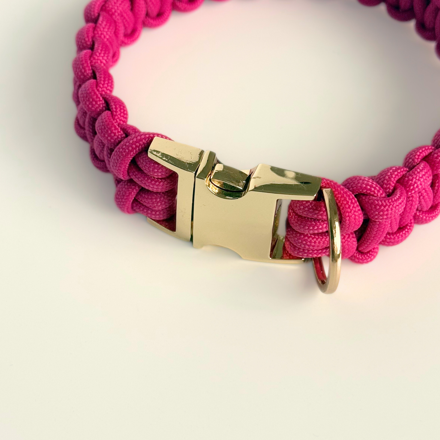 ‘Fuschia Pink’ custom made braided Paracord dog collar with metal buckle